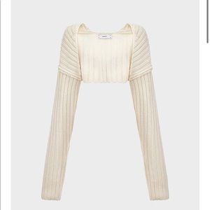 NWT Simonett Sweater Sleeve White - One size